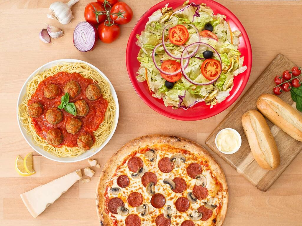 FAMILY PASTA AND PIZZA DEAL